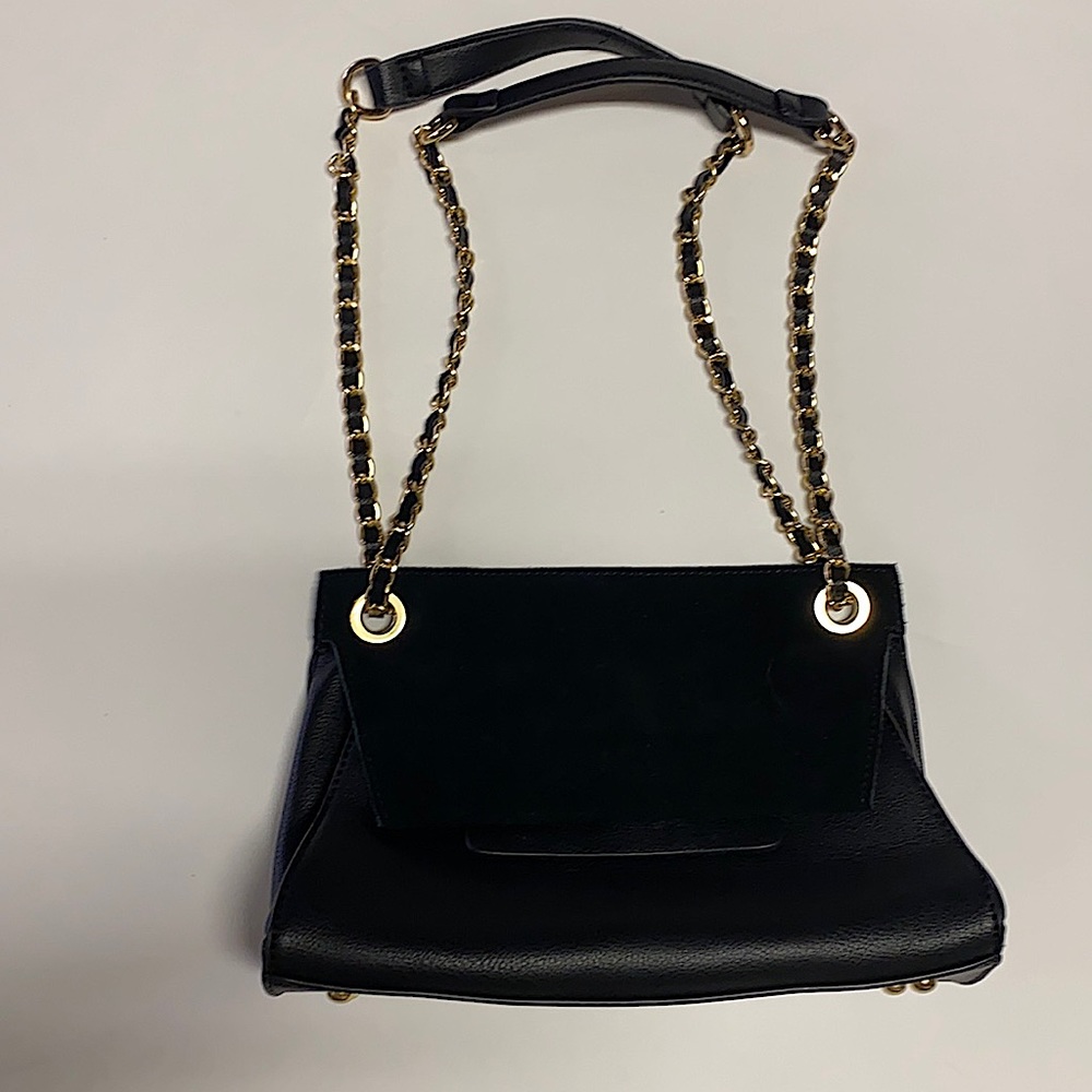 Black and gold bag